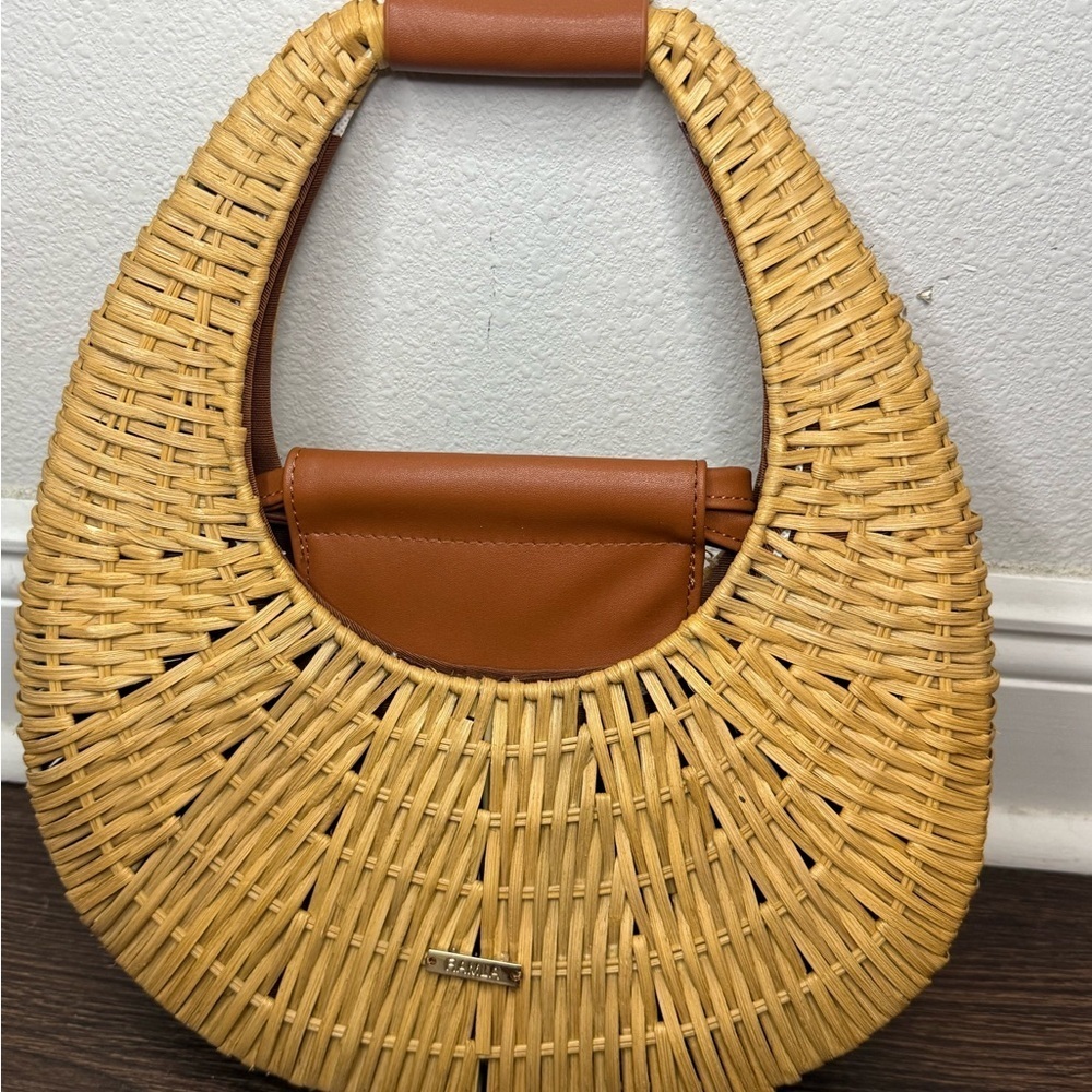 Chic Tan Woven Handbag